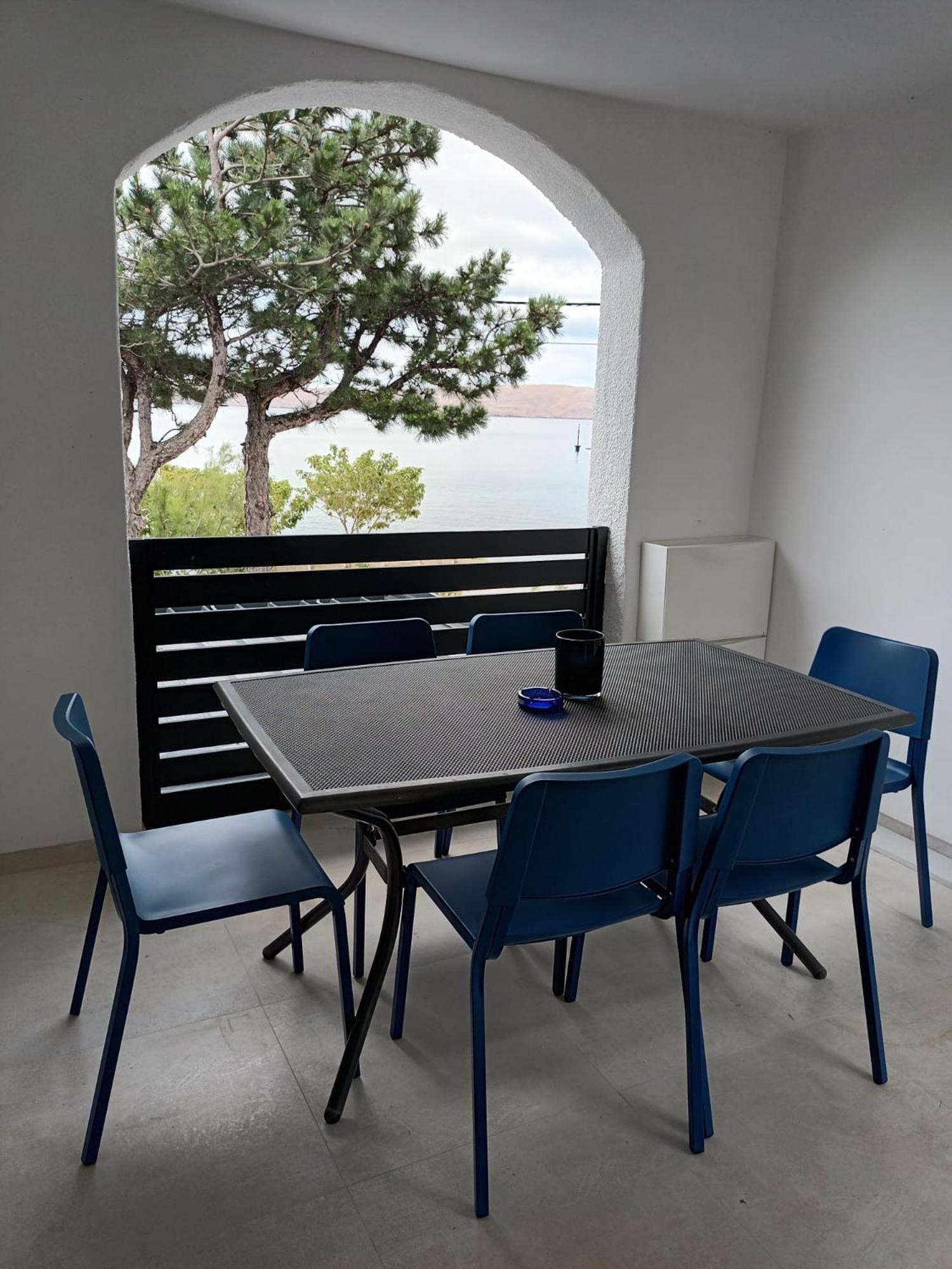 Beachfront House Ivana With Pool - Renovated 2025 Cesarica Exterior photo