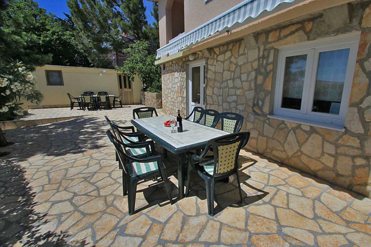 Beachfront House Ivana With Pool - Renovated 2025 Cesarica Exterior photo